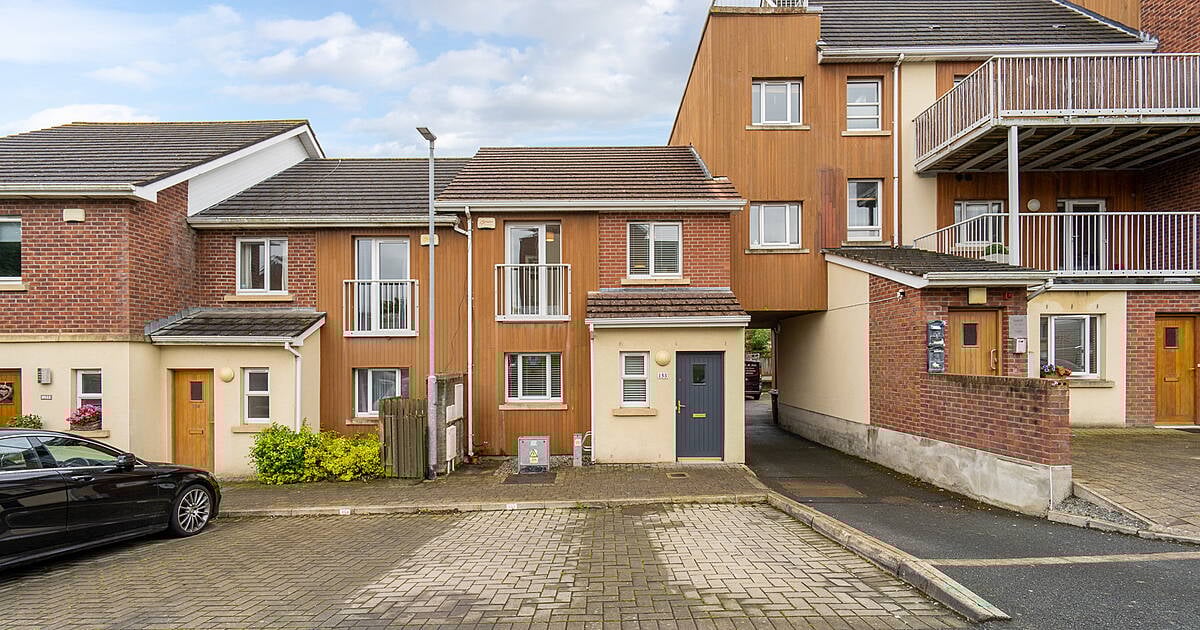 153 Grianan Fidh, Sandyford, Sandyford, Dublin 18 House