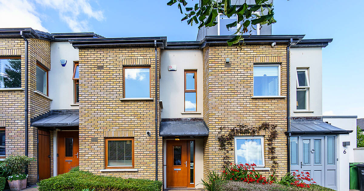 8 Hunters Meadow, Hunterswood, Ballycullen, Dublin 24 House