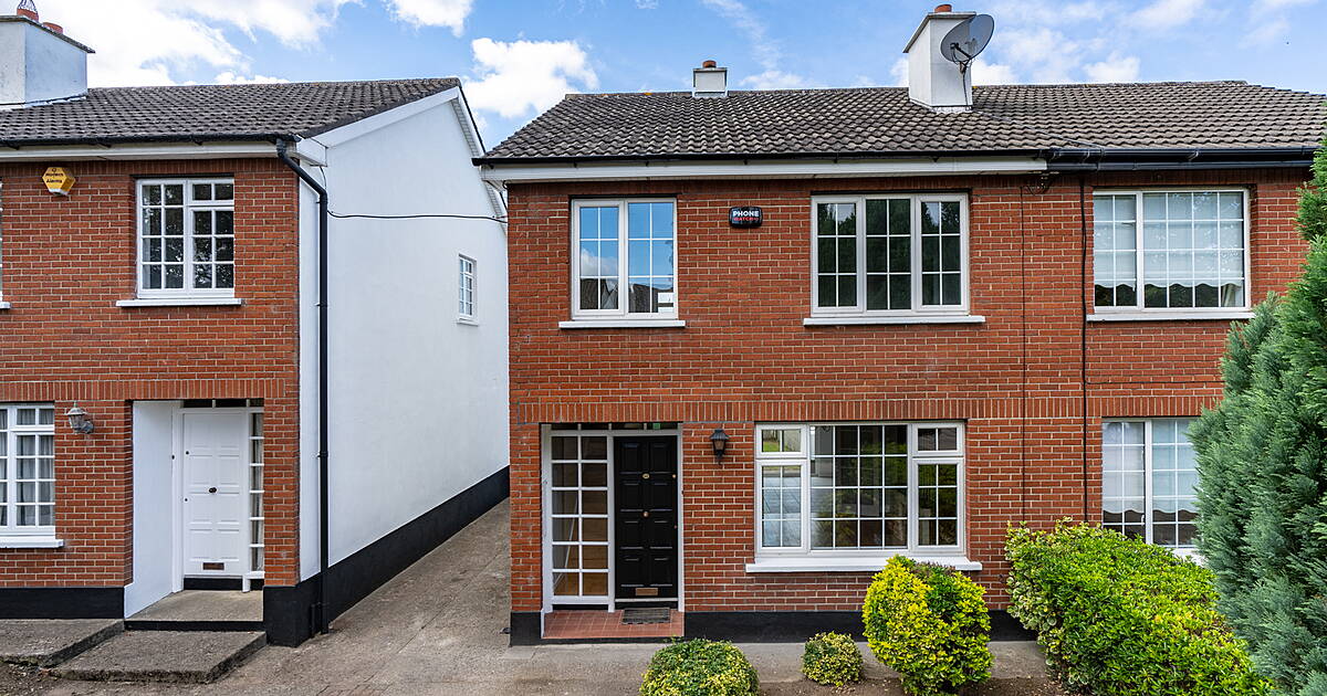 25 Scholarstown Park, Knocklyon, Dublin 16 House