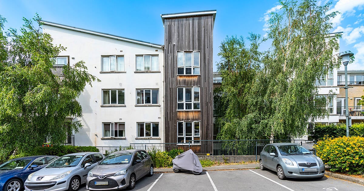 35 Bracken Hill, Simonsridge, Sandyford, D18 DEC1 Apartment