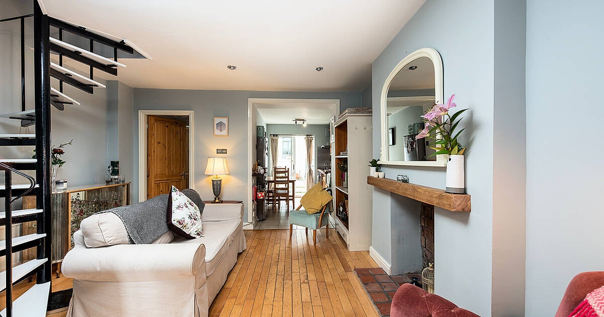 9 Mulberry Cottages, Martin's Row, Chapelizod, Dublin 20 House