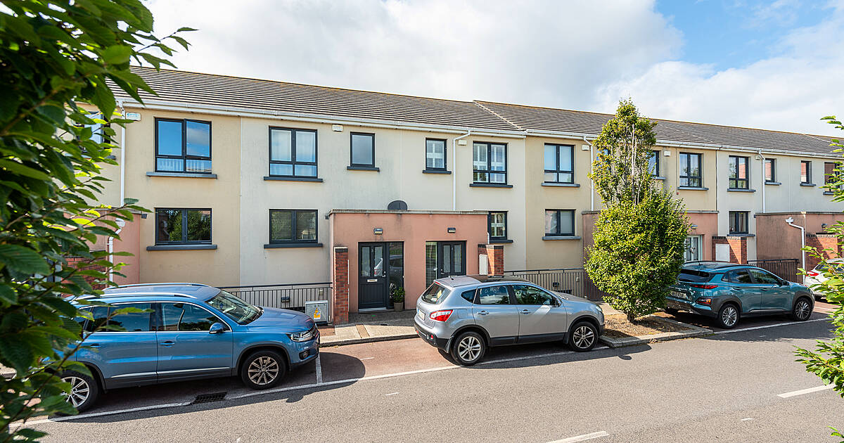 4 Myrtle Square, Baldoyle, Dublin 13 House